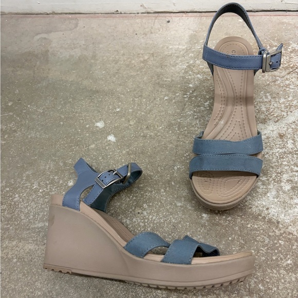 Crocs Leigh II ankle strap canva  Navy Wedge Sandals - Picture 2 of 6